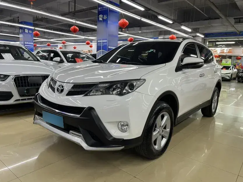 2013 Toyota RAV4 2.5L 180HP L4 6AT