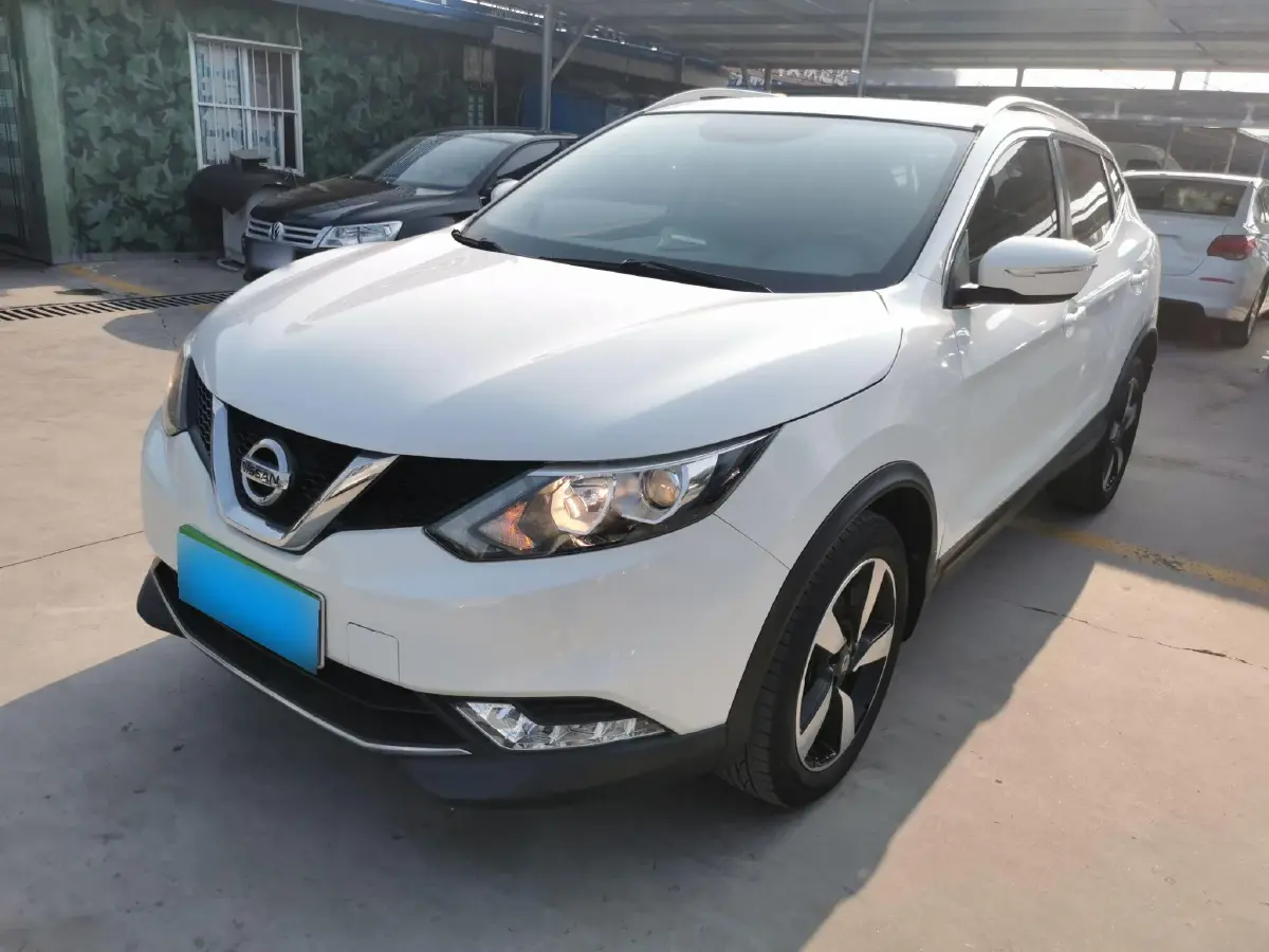 2017 Nissan Qashqai 2.0L 150HP L4 CVT