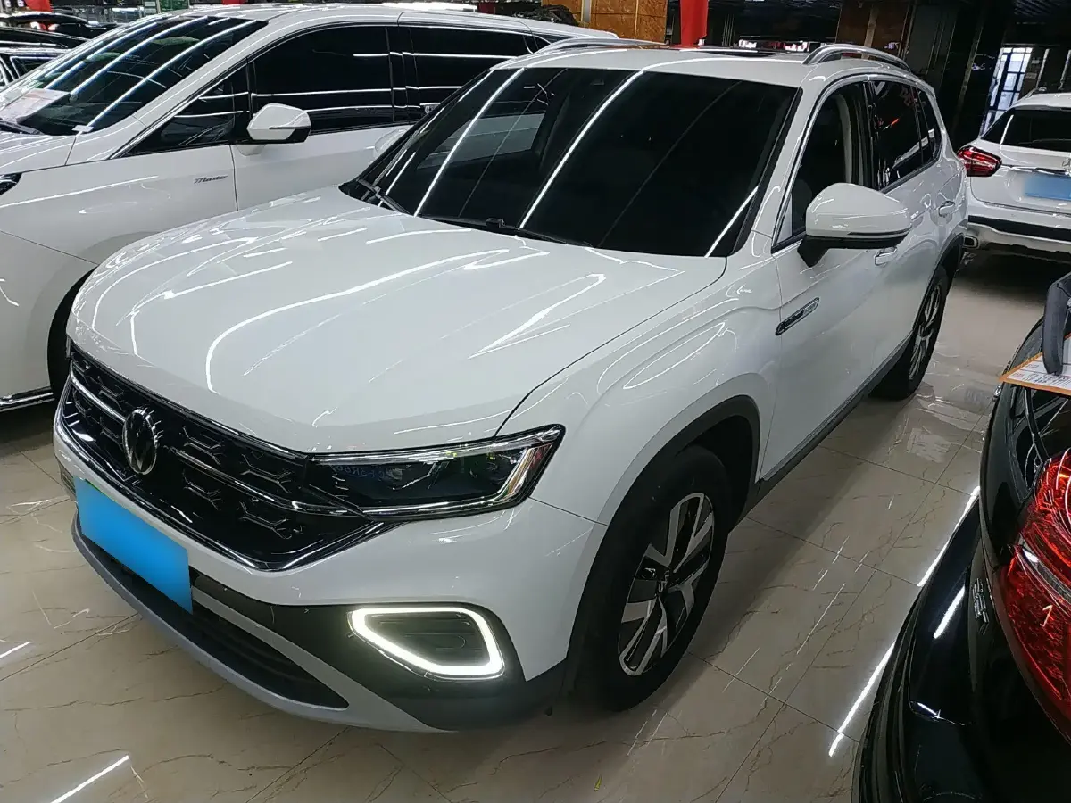 2023 Volkswagen Tayron 1.4T 150HP L4 7DCT