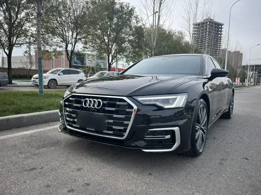 2023 Audi A6L 2.0T 190HP L4 7DCT
