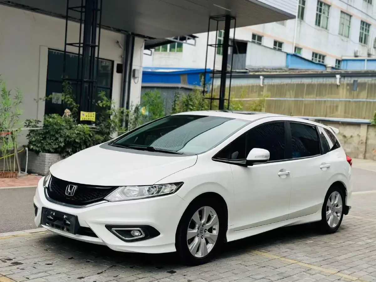 2014 Honda Jade 1.8L 141HP L4 5AT