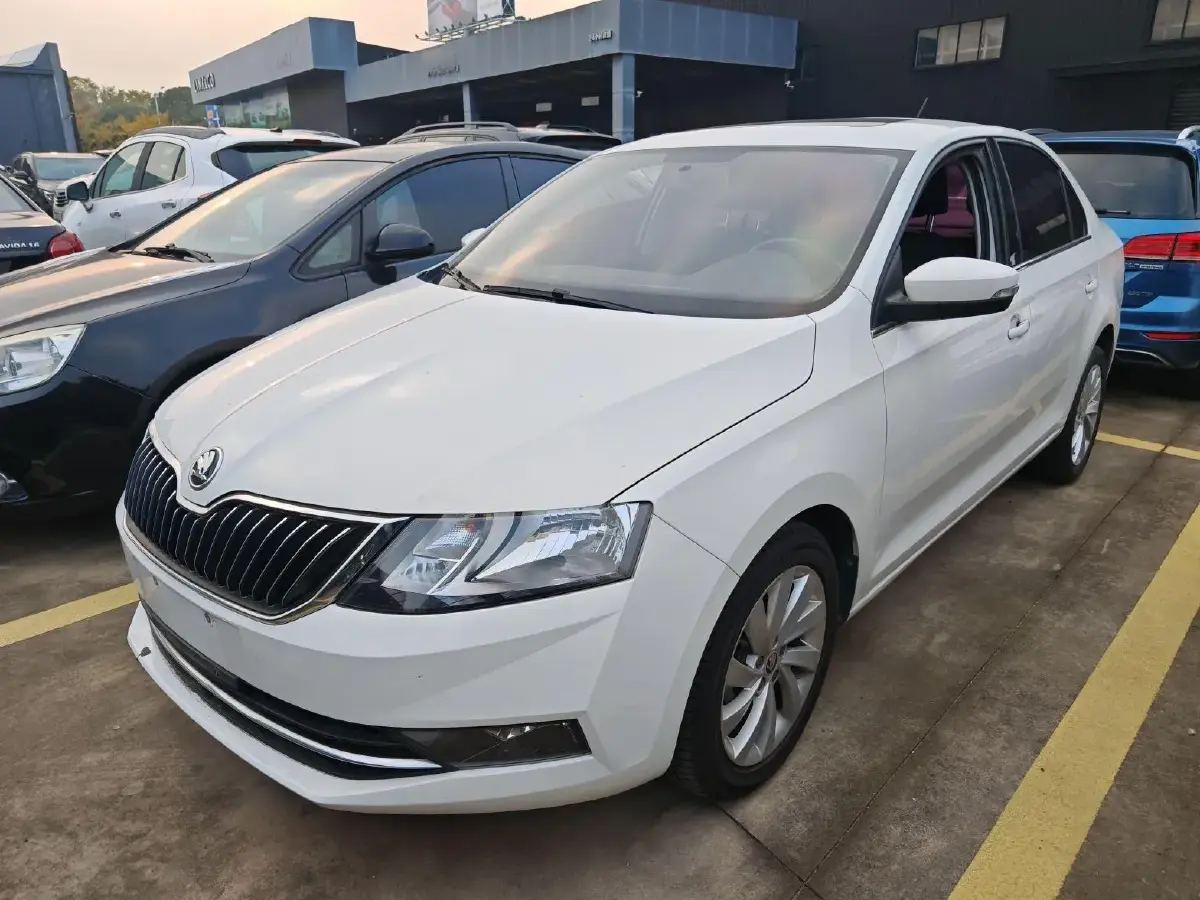 2018 Skoda Rapid 1.6L 110HP L4 6AT