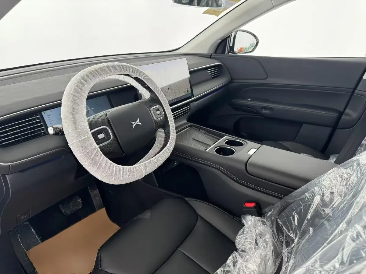 2023 Xpeng G6 BEV 66KWH,autocango,china used car exporter,china ev exporter,chinese used car exporter,chinese used ev exporter