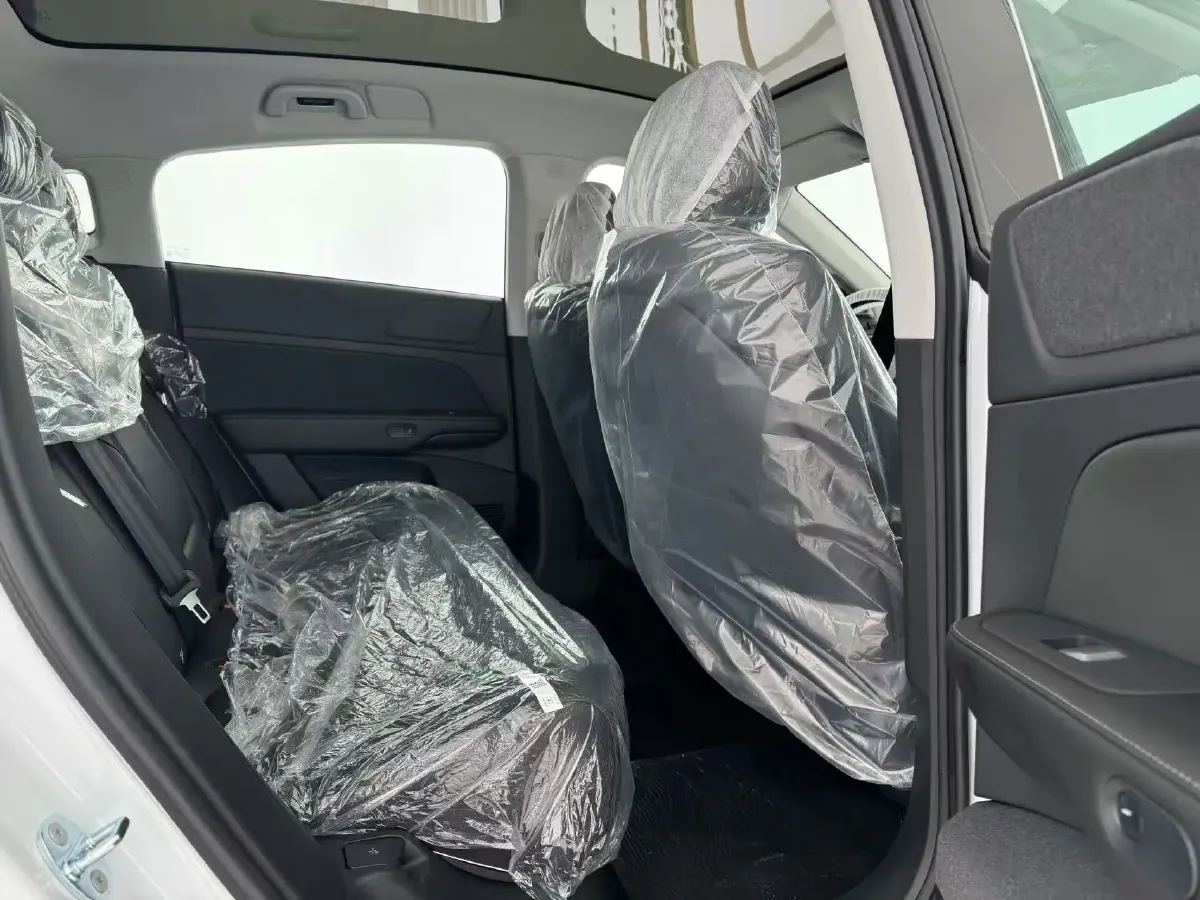 2023 Xpeng G6 BEV 66KWH,autocango,china used car exporter,china ev exporter,chinese used car exporter,chinese used ev exporter