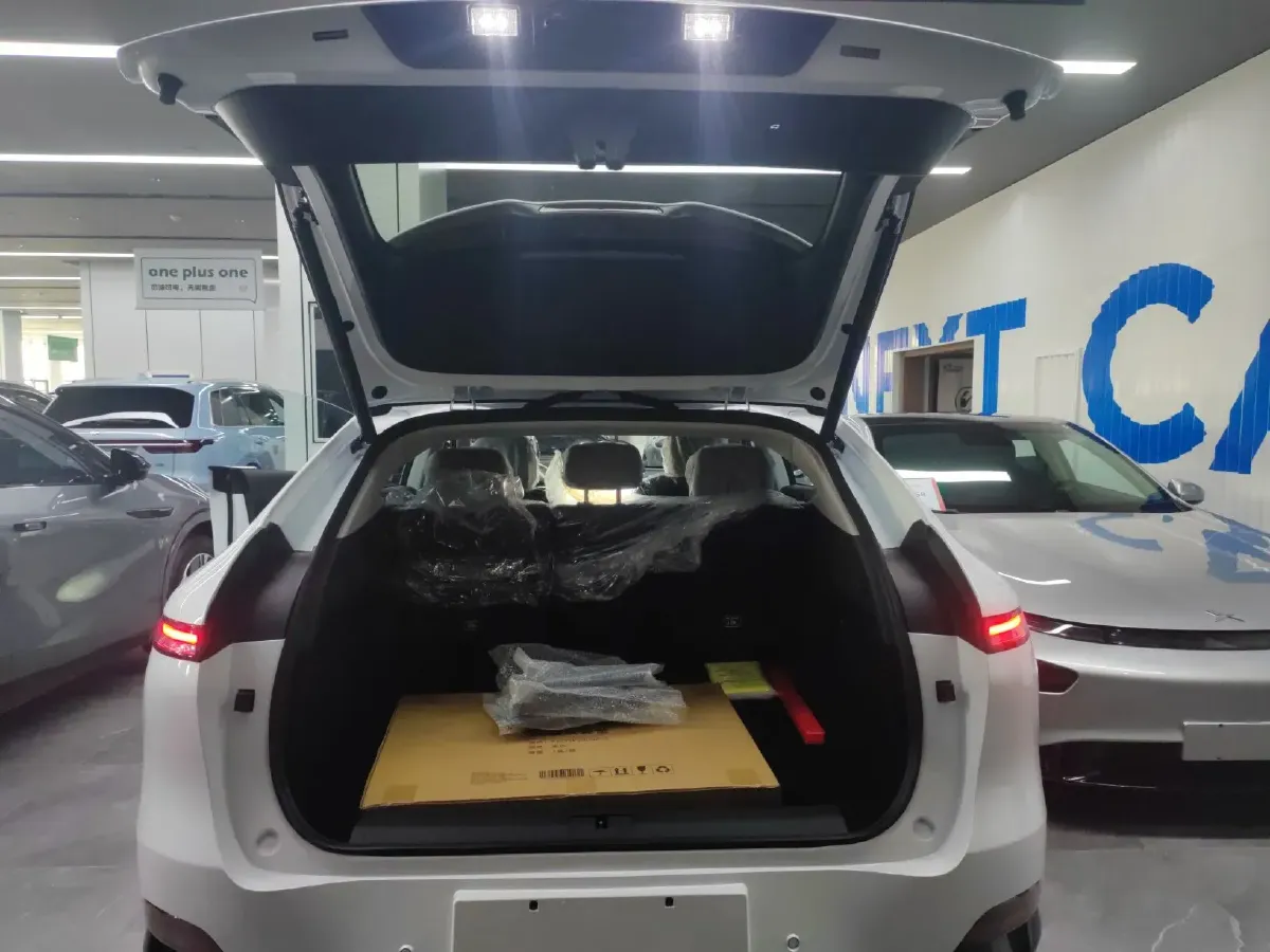 2023 Xpeng G6 BEV 66KWH,autocango,china used car exporter,china ev exporter,chinese used car exporter,chinese used ev exporter