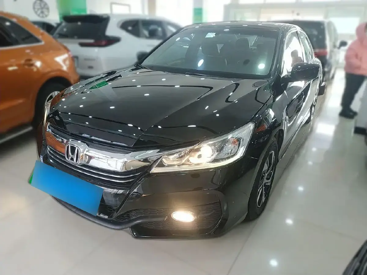 2016 Honda Accord 2.0L 155HP L4 CVT