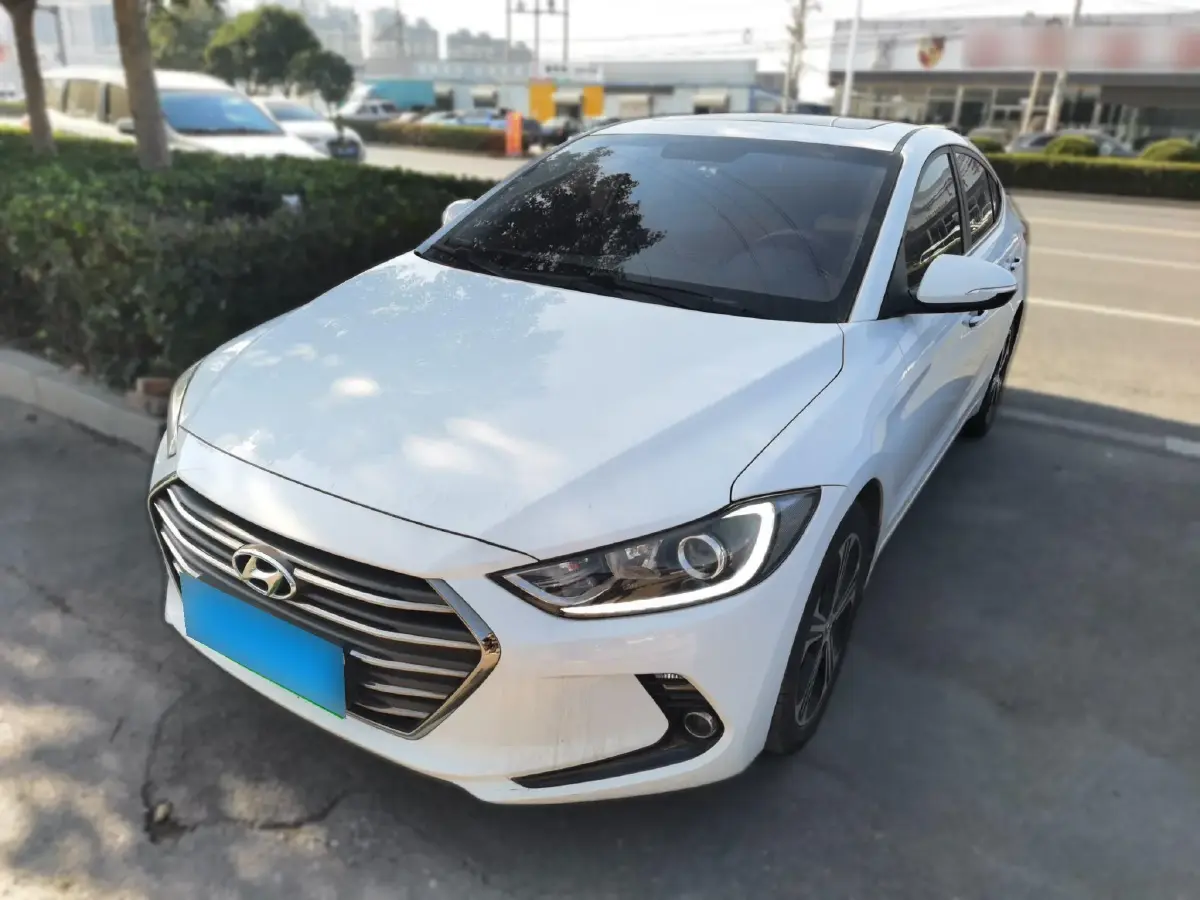 2018 Hyundai Elantra 1.4T 130HP L4 7DCT