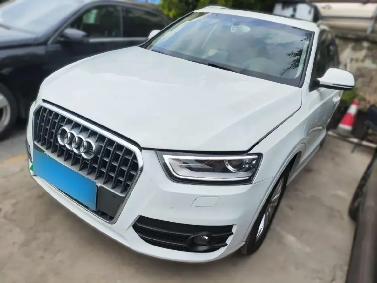2015 Audi Q3 2.0T 170HP L4 7DCT