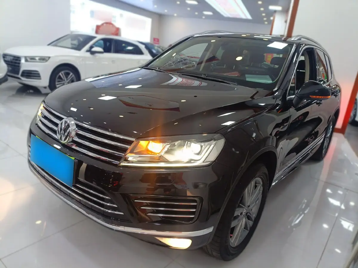 2017 Volkswagen Touareg 3.0T 320HP V6 8AT