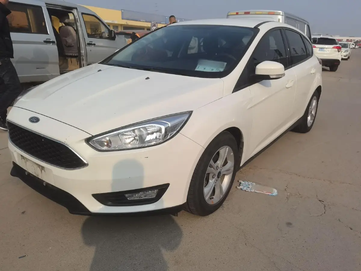 2017 Ford Focus 1.6L 125HP L4 6DCT