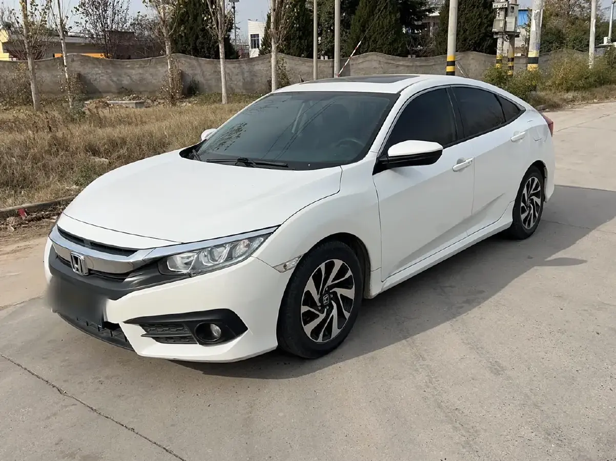 2016 Honda Civic 1.5T 177HP L4 CVT
