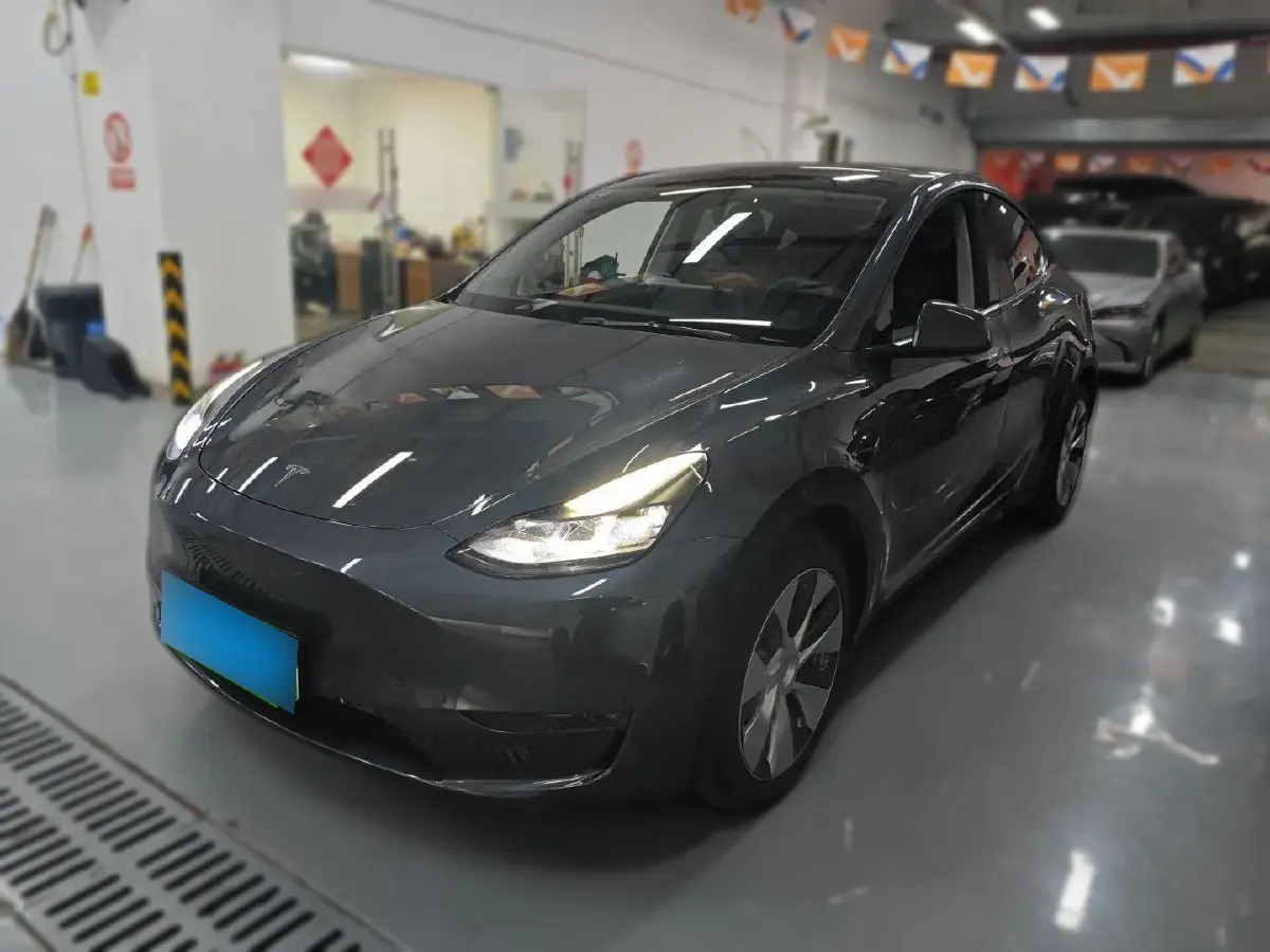 2021 Tesla Model Y BEV 60KWH