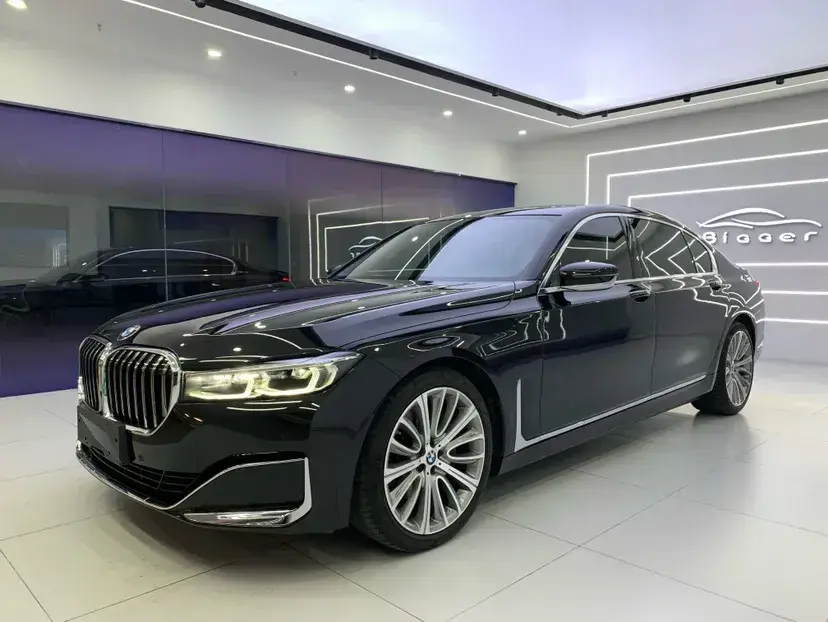 2019 BMW 7 Series 3.0T 340HP L6 8AT