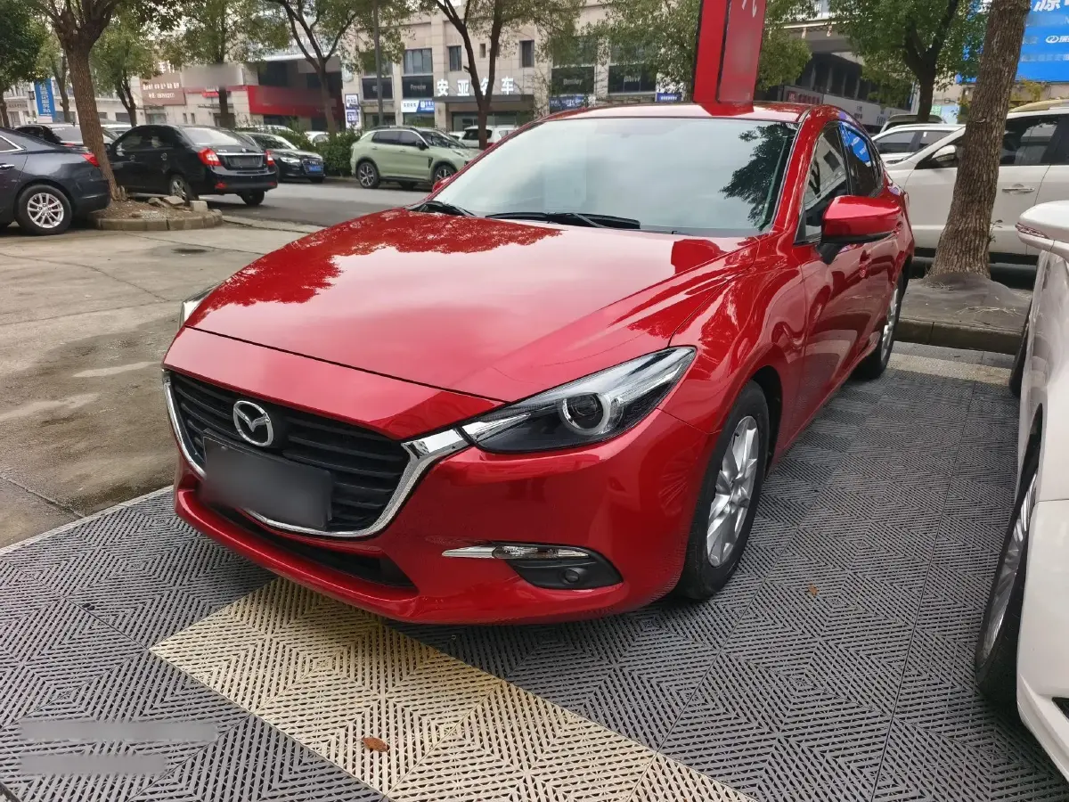 2017 Mazda 3 Axela 1.5L 117HP L4 6AT