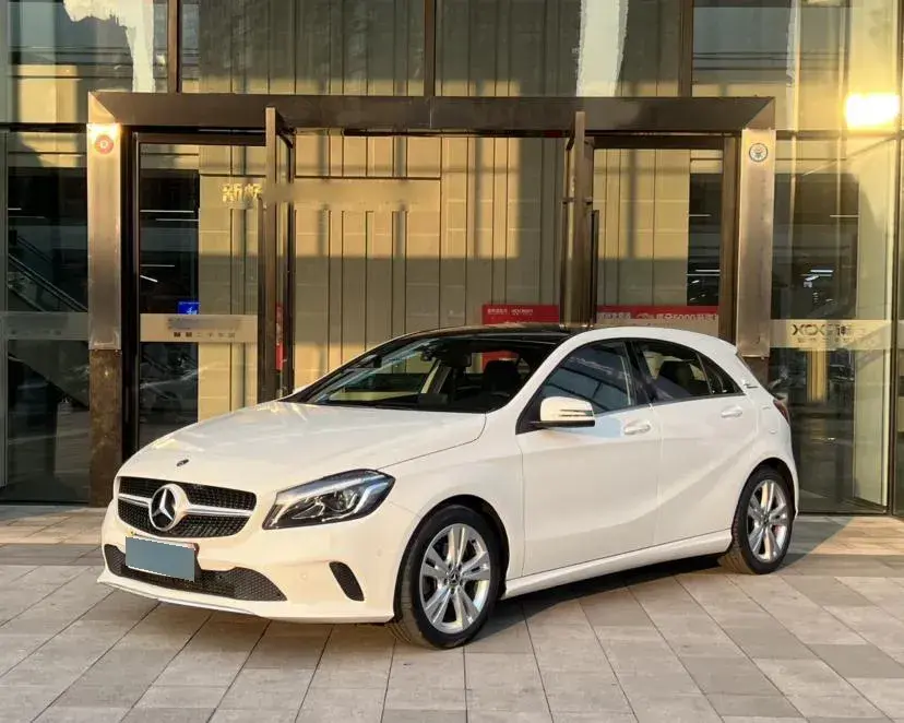 2017 Mercedes-Benz A Class 1.6T 156HP L4 7DCT