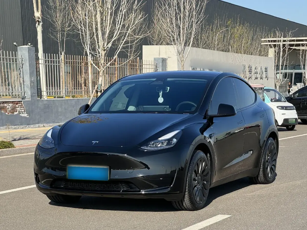 2022 Tesla Model Y BEV 60KWH