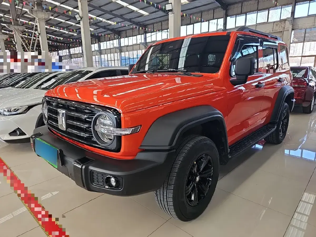 2024 Tank 300 2.0T 227HP L4 8AT