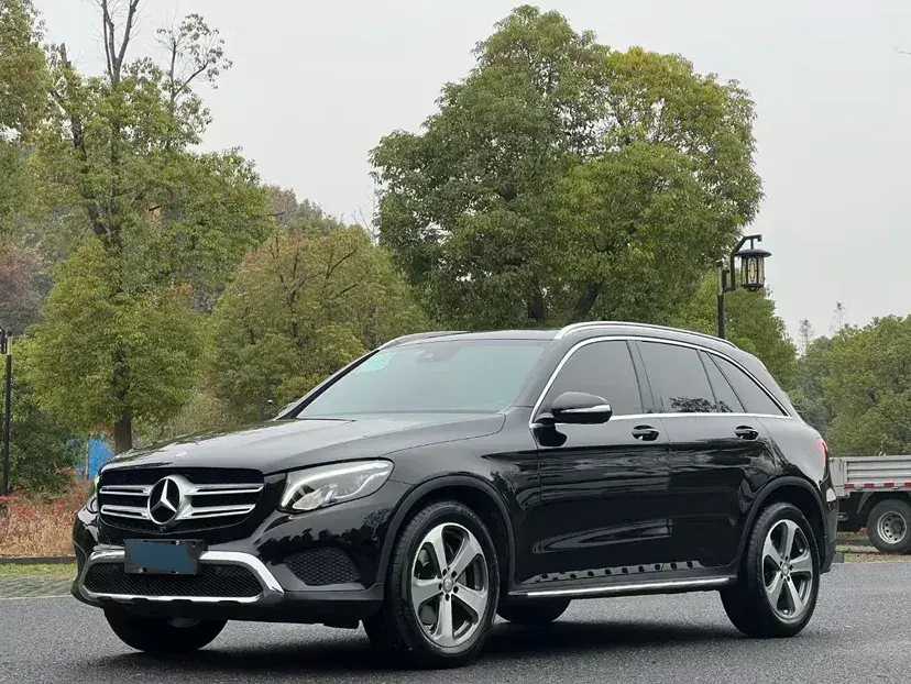 2016 Mercedes-Benz GLC Class 2.0T 211HP L4 9AT