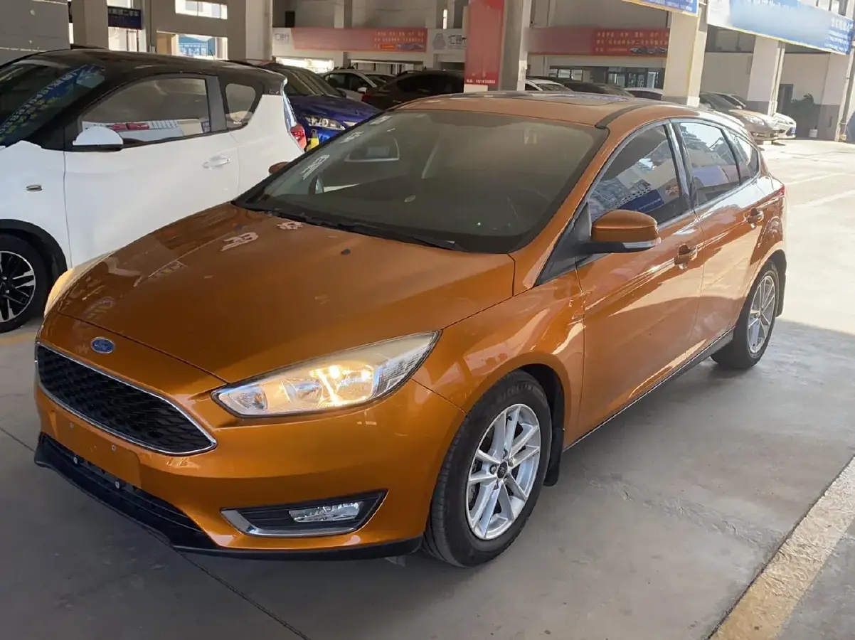 2015 Ford Focus 1.0T 125HP L3 6AT