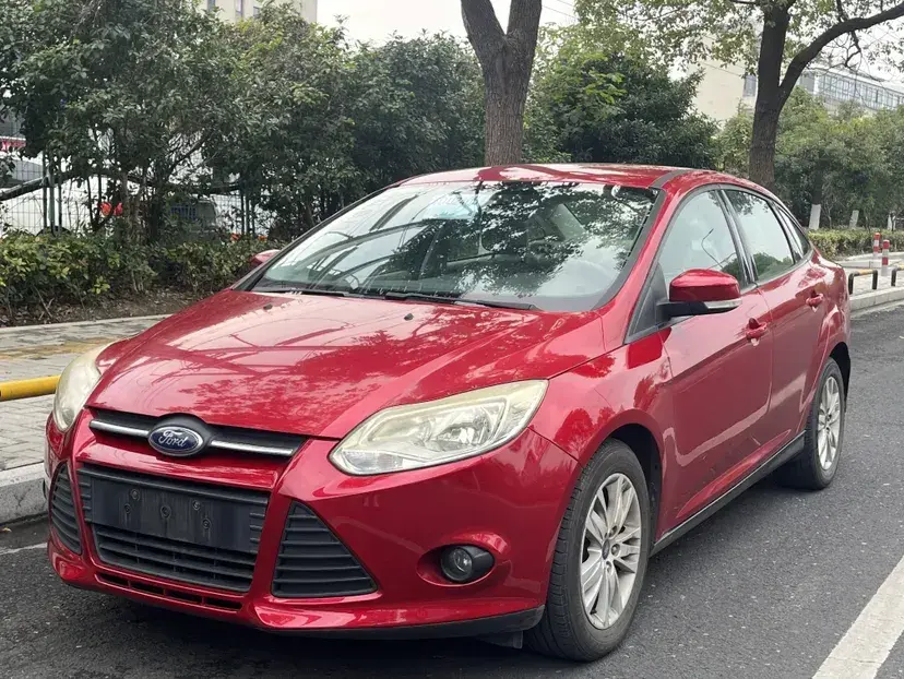 2012 Ford Focus 1.6L 125HP L4 6DCT