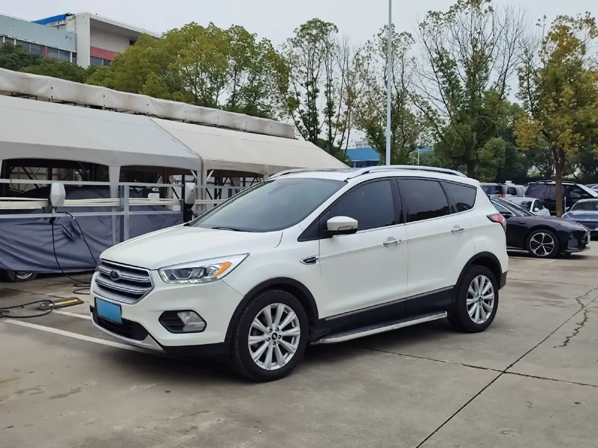 2017 Ford Kuga 1.5T 181HP L4 6AT