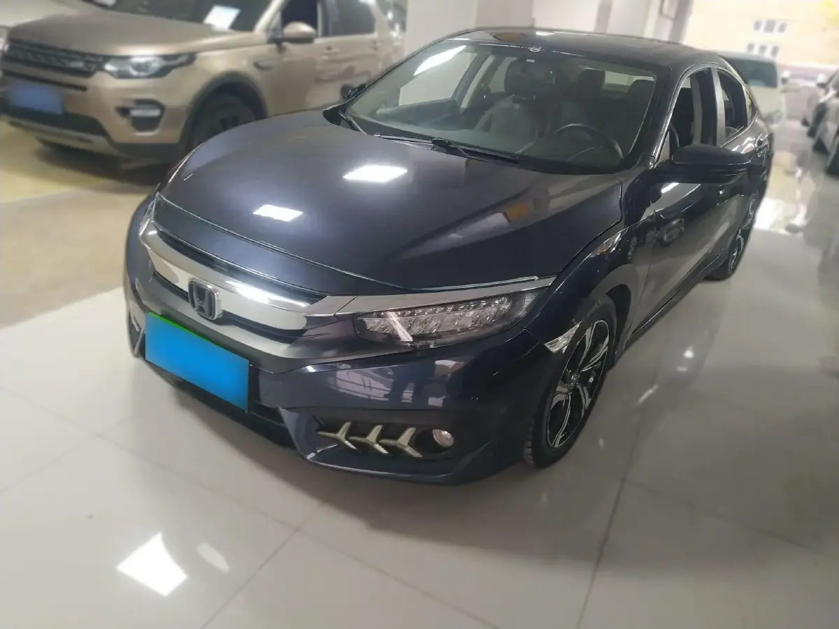 2016 Honda Civic 1.5T 177HP L4 CVT