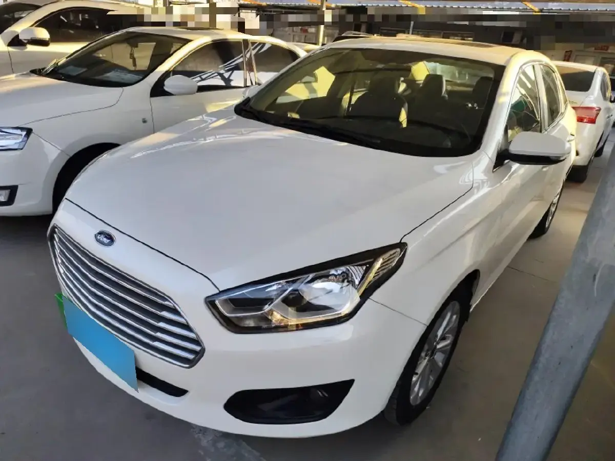 2017 Ford Escort 1.5L 113HP L4 6AT