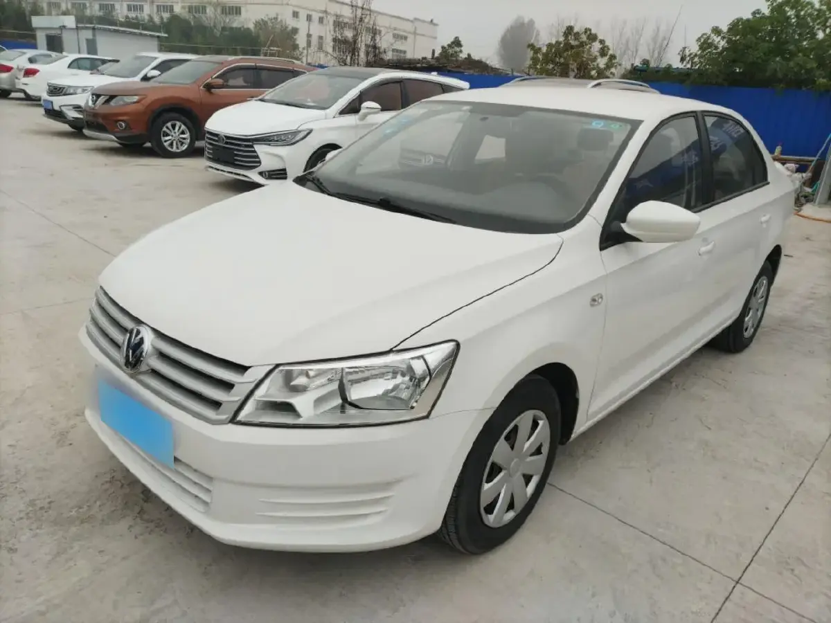 2015 Volkswagen Santana 1.4L 90HP L4 5MT