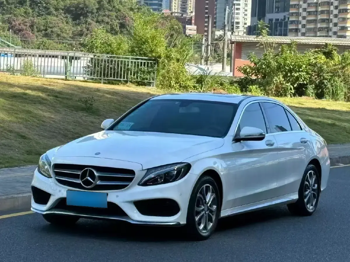 2017 Mercedes-Benz C Class 1.6T 156HP L4 7AT