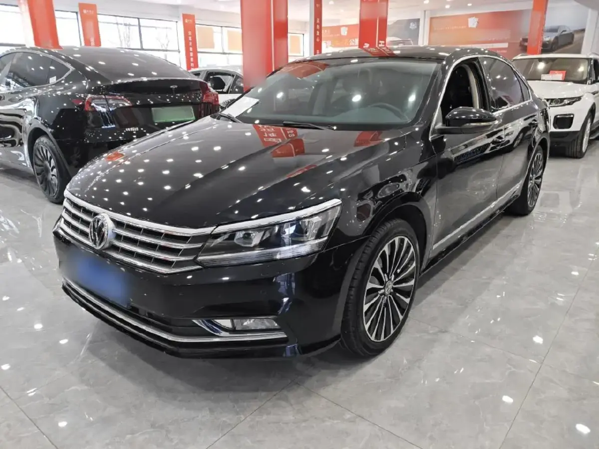 2016 Volkswagen Passat 1.8T 180HP L4 7DCT