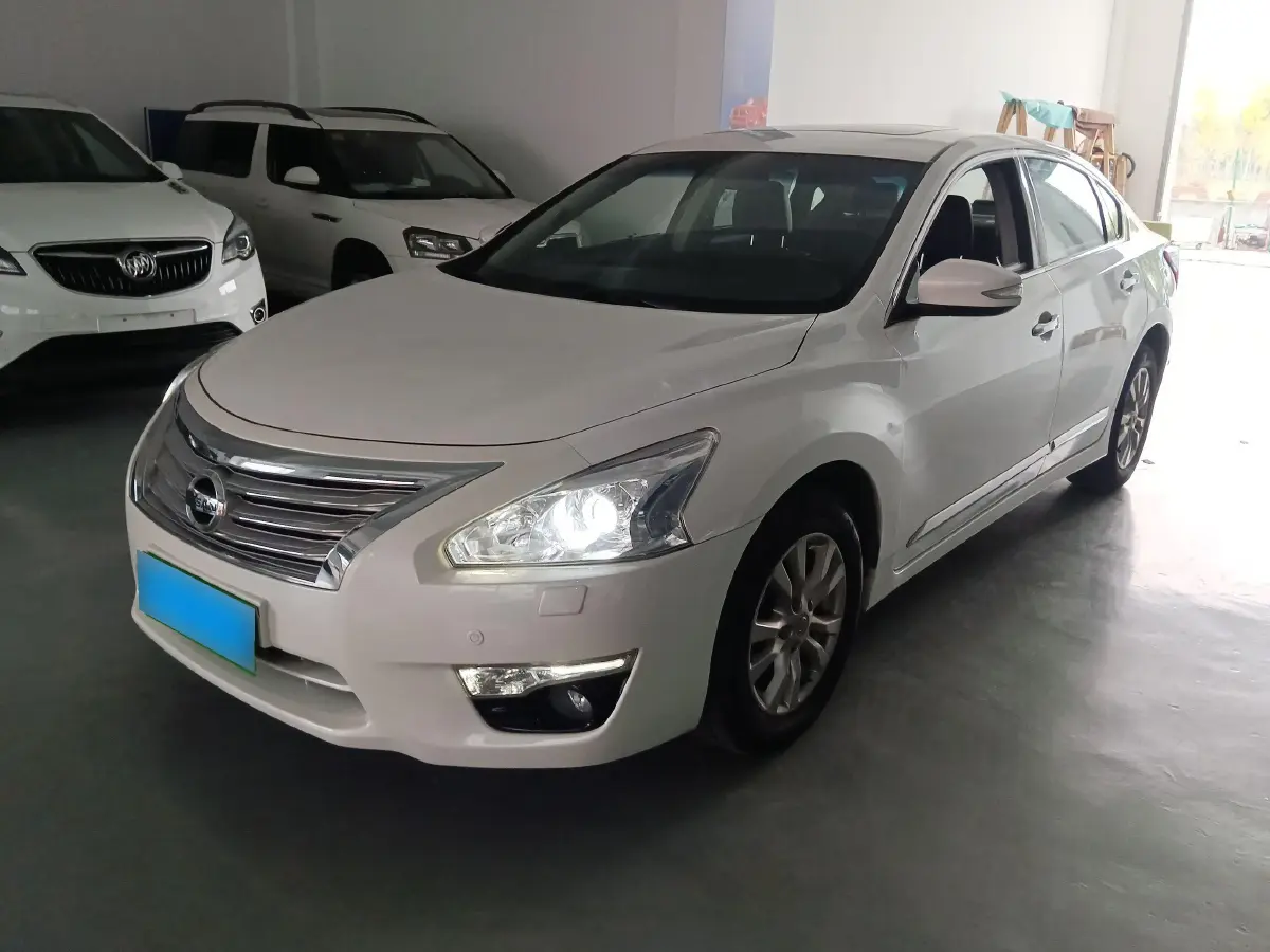2013 Nissan Teana 2.5L 186HP L4 CVT