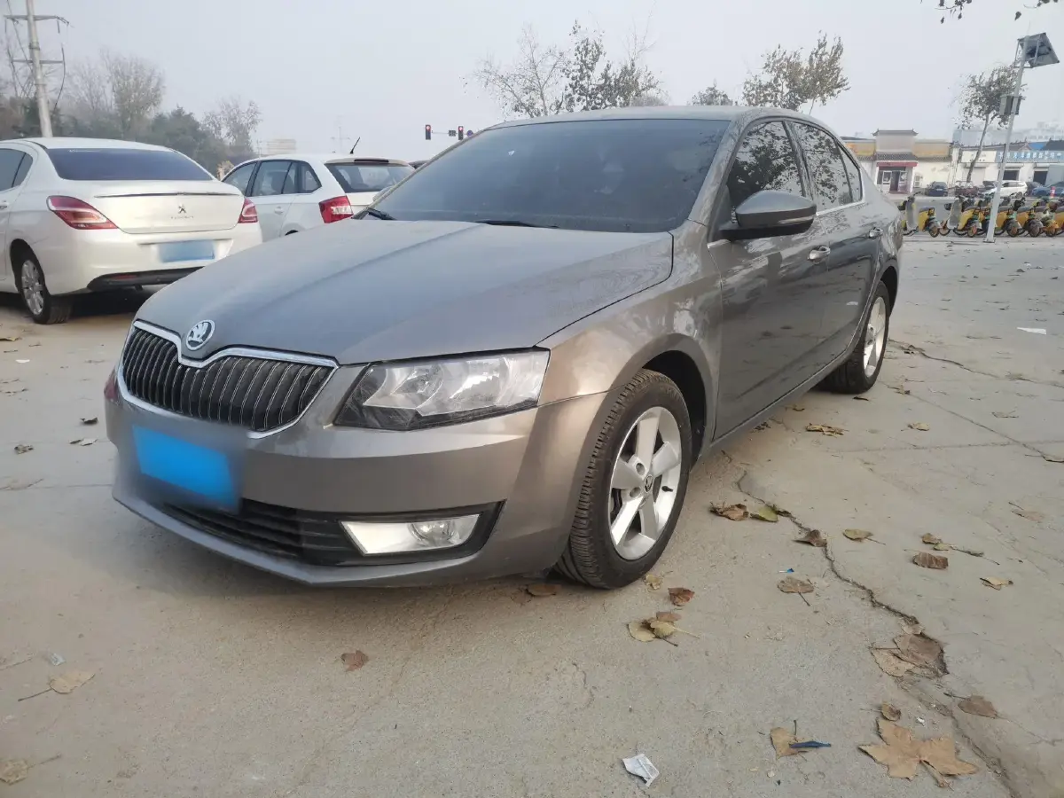 2015 Skoda Octavia 1.6L 110HP L4 6AT