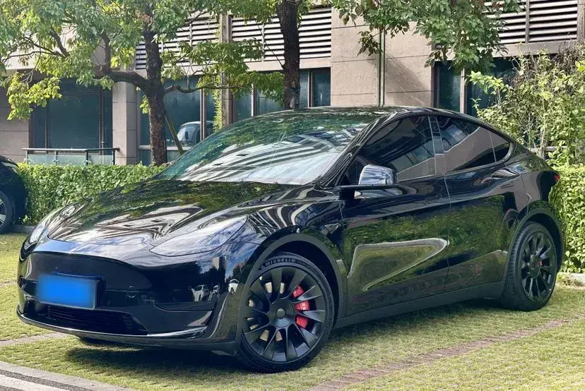 2022 Tesla Model Y BEV 60KWH