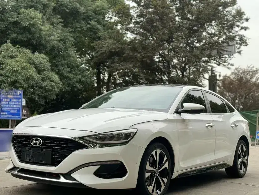 2021 Hyundai La Festa 1.6T 190HP L4 7DCT