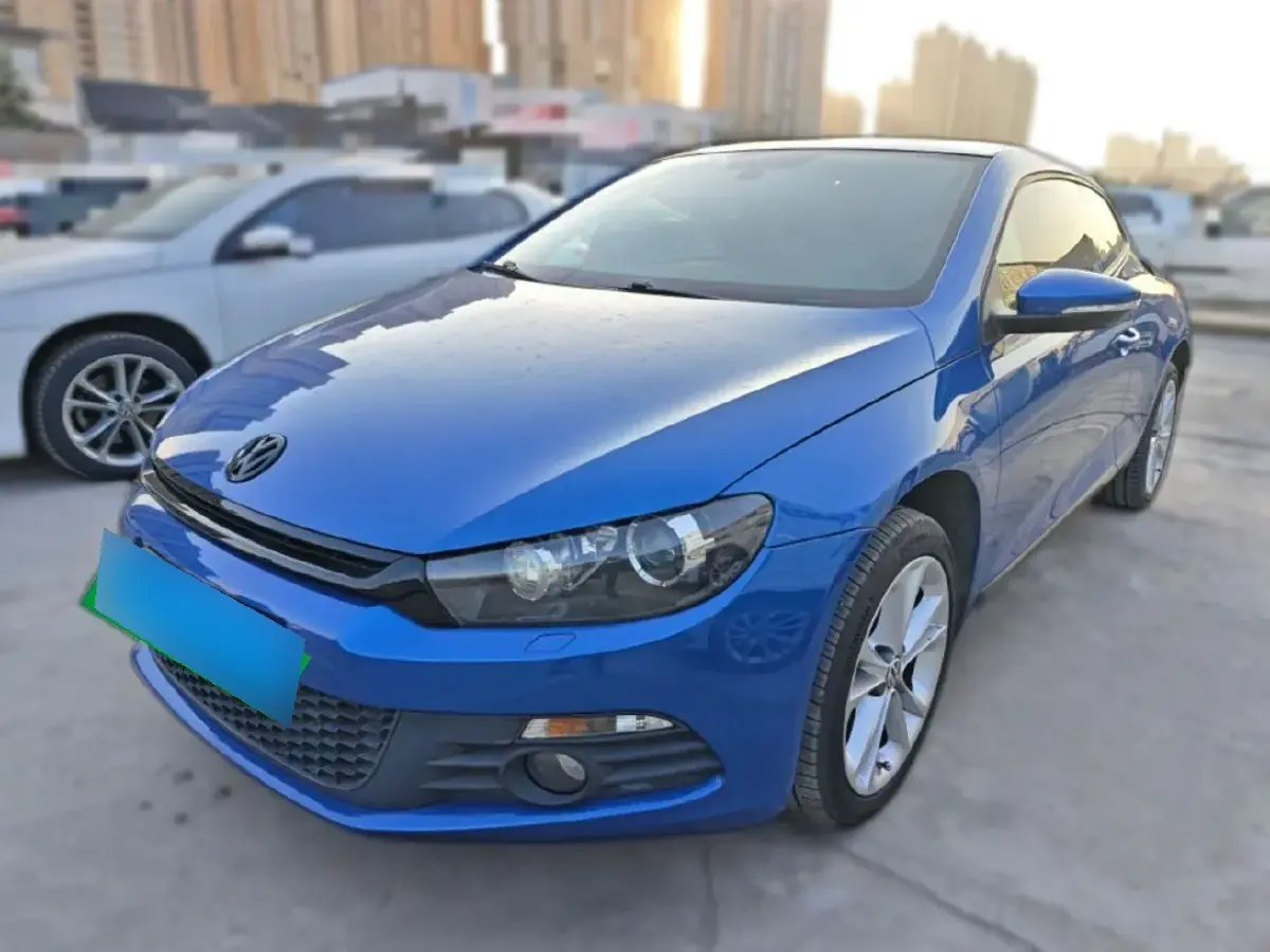 2010 Volkswagen Scirocco 2.0T 211HP L4 6DCT