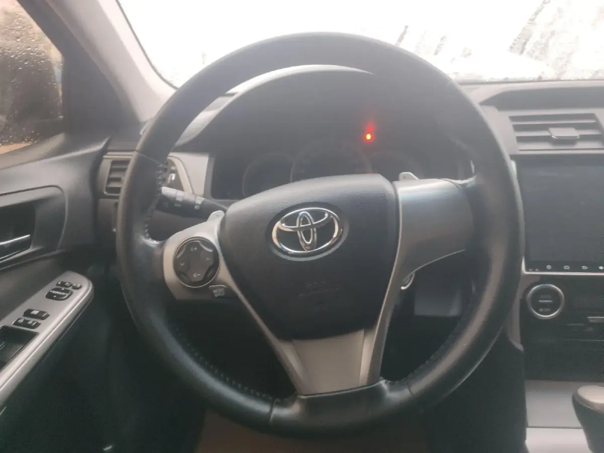 2012 Toyota Camry 2.0L 150HP L4 4AT,autocango,china used car exporter,china ev exporter,chinese used car exporter,chinese used ev exporter