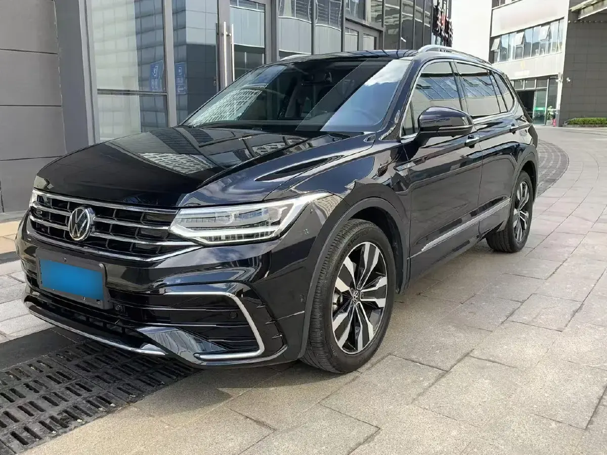 2024 Volkswagen Tiguan L 2.0T 186HP L4 7DCT
