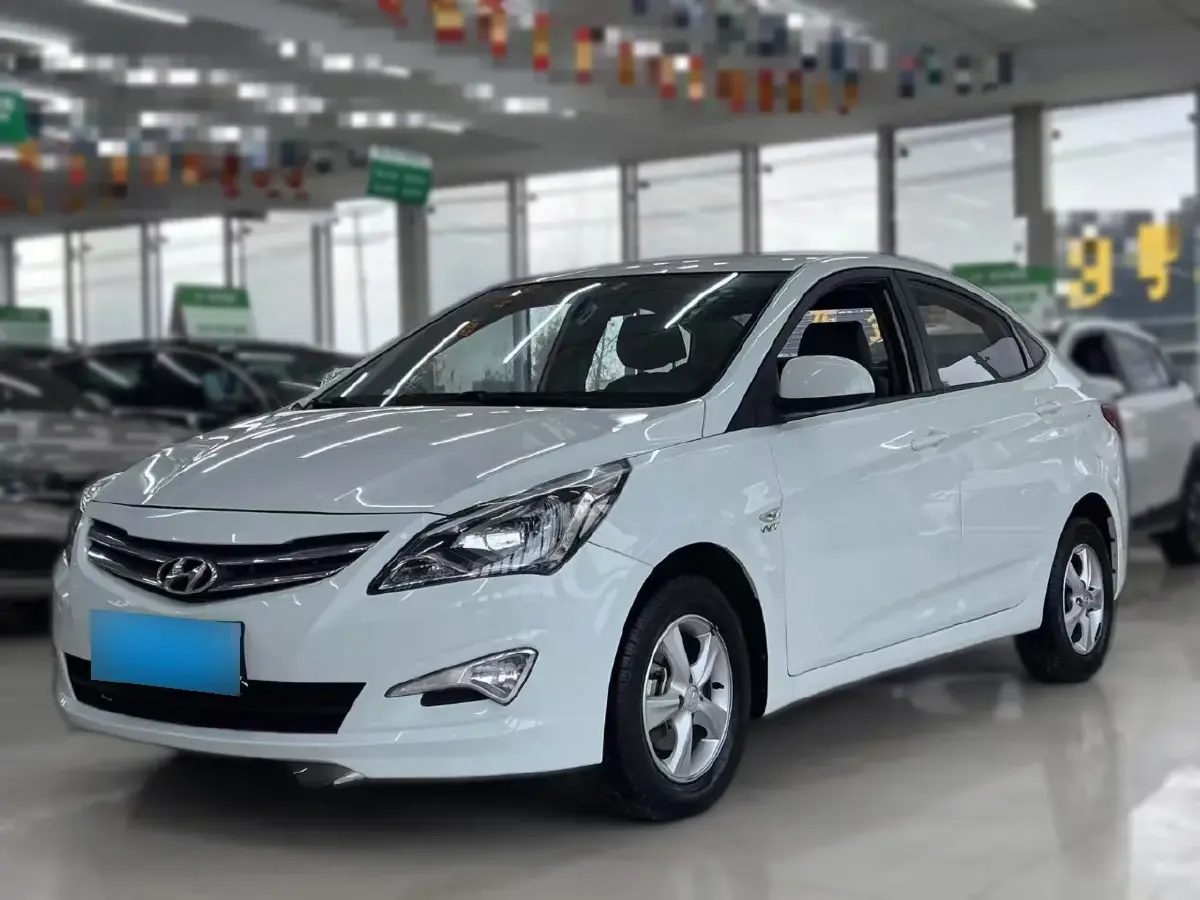 2014 Hyundai Reina 1.4L 107HP L4 4AT