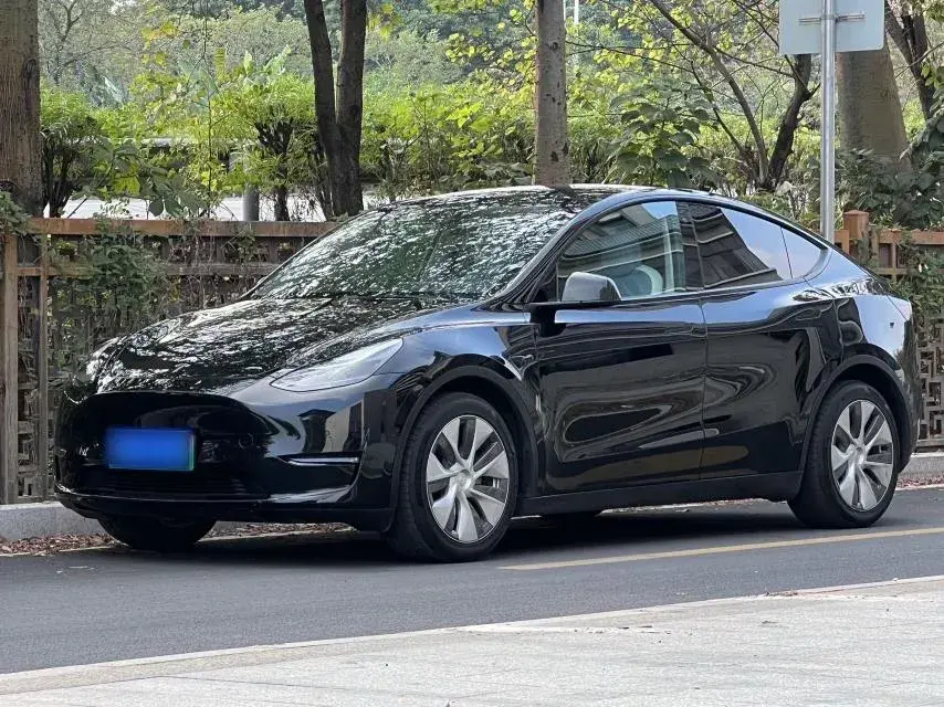 2021 Tesla Model Y BEV 60KWH
