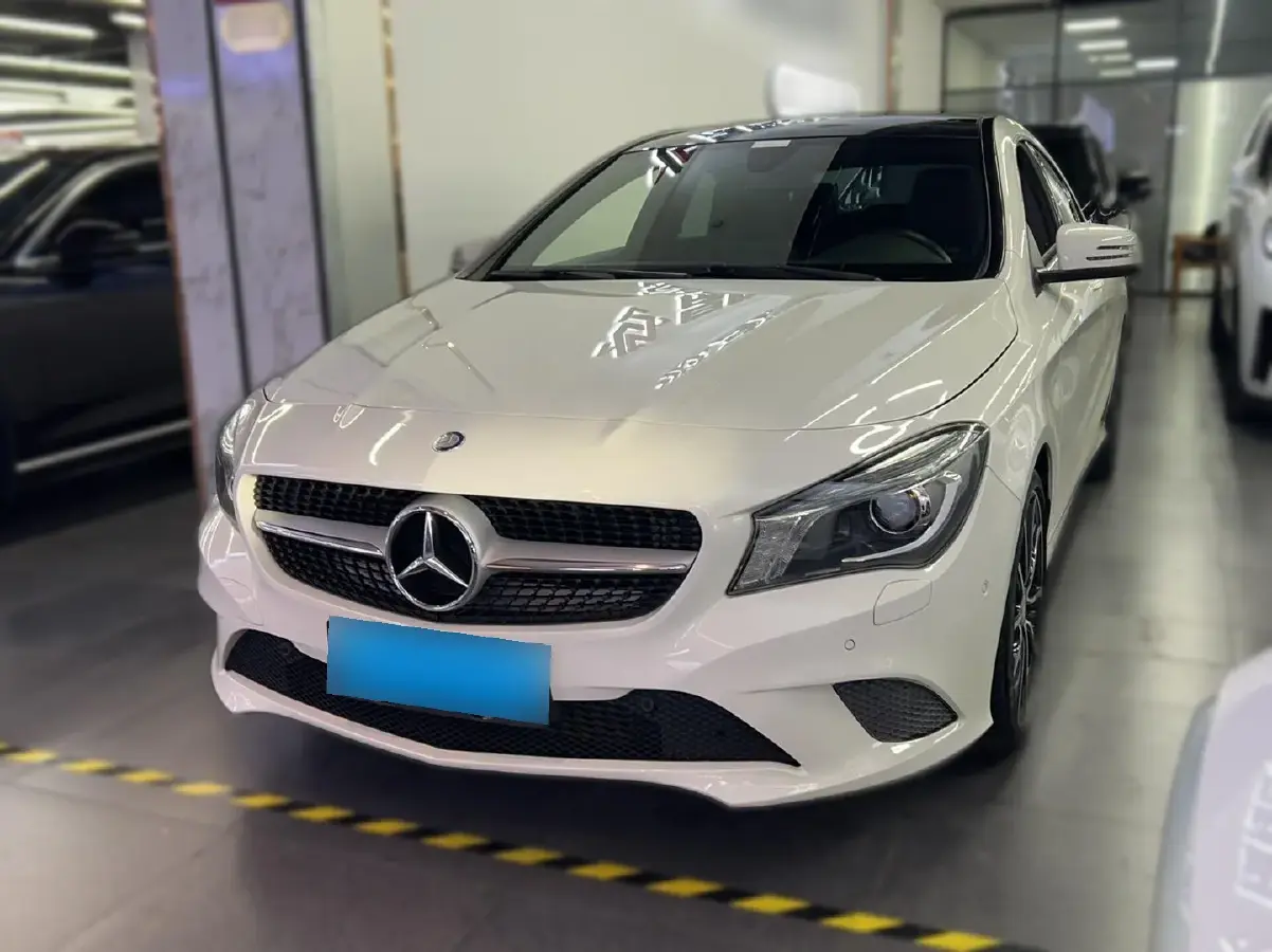 2016 Mercedes-Benz CLA Class 1.6T 156HP L4 7DCT