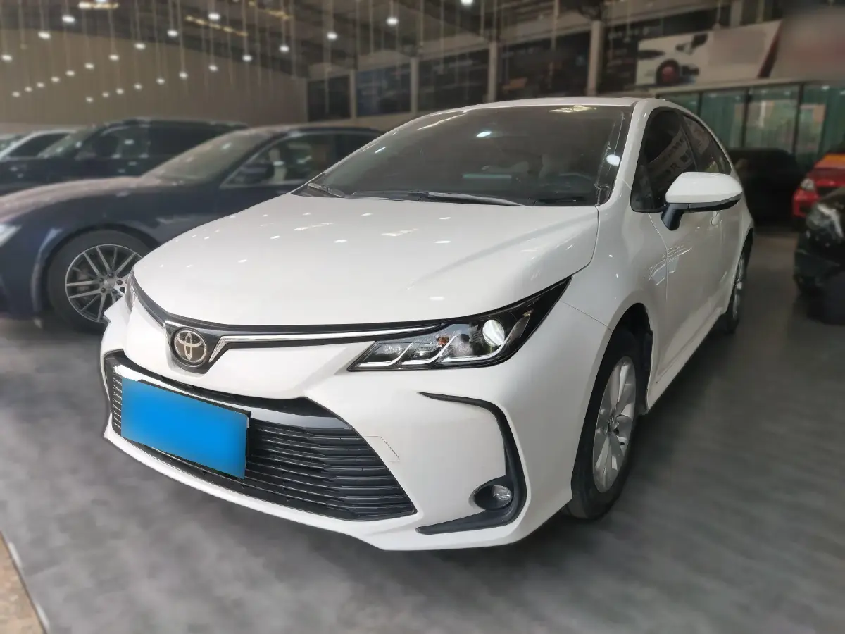 2021 Toyota Corolla 1.2T 116HP L4 CVT