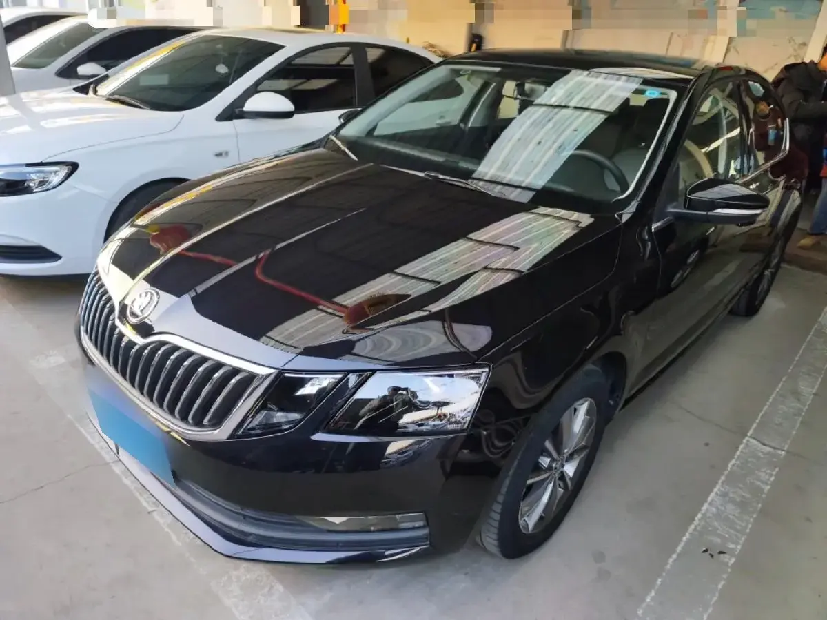 2022 Skoda Octavia 1.5L 113HP L4 6AT