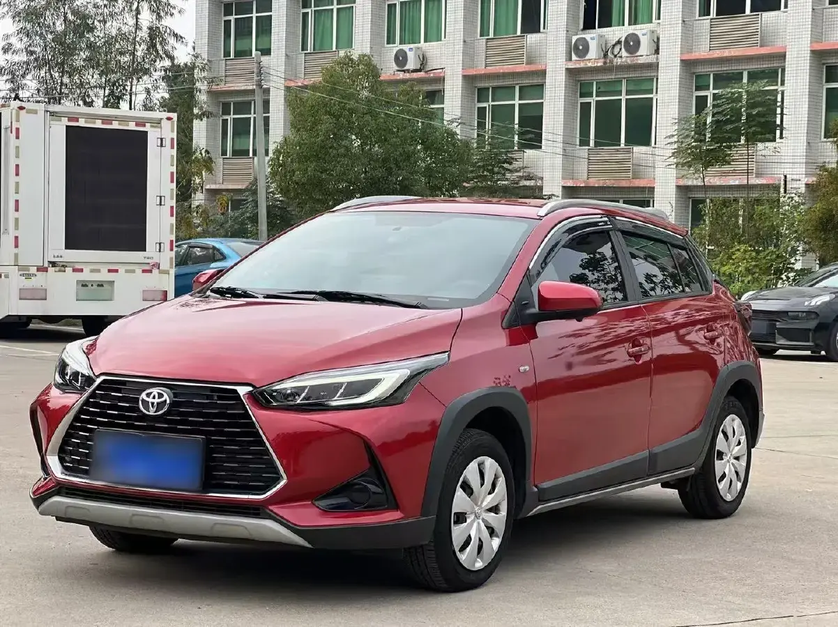 2022 Toyota Yaris L 1.5L 112HP L4 CVT