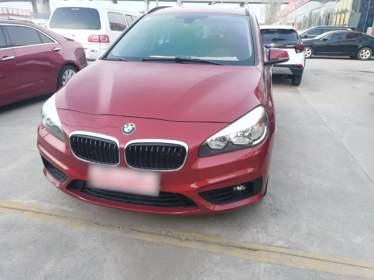 2015 BMW 2 Series SUV 1.5T 136HP L3 6AT,autocango,china used car exporter,china ev exporter,chinese used car exporter,chinese used ev exporter
