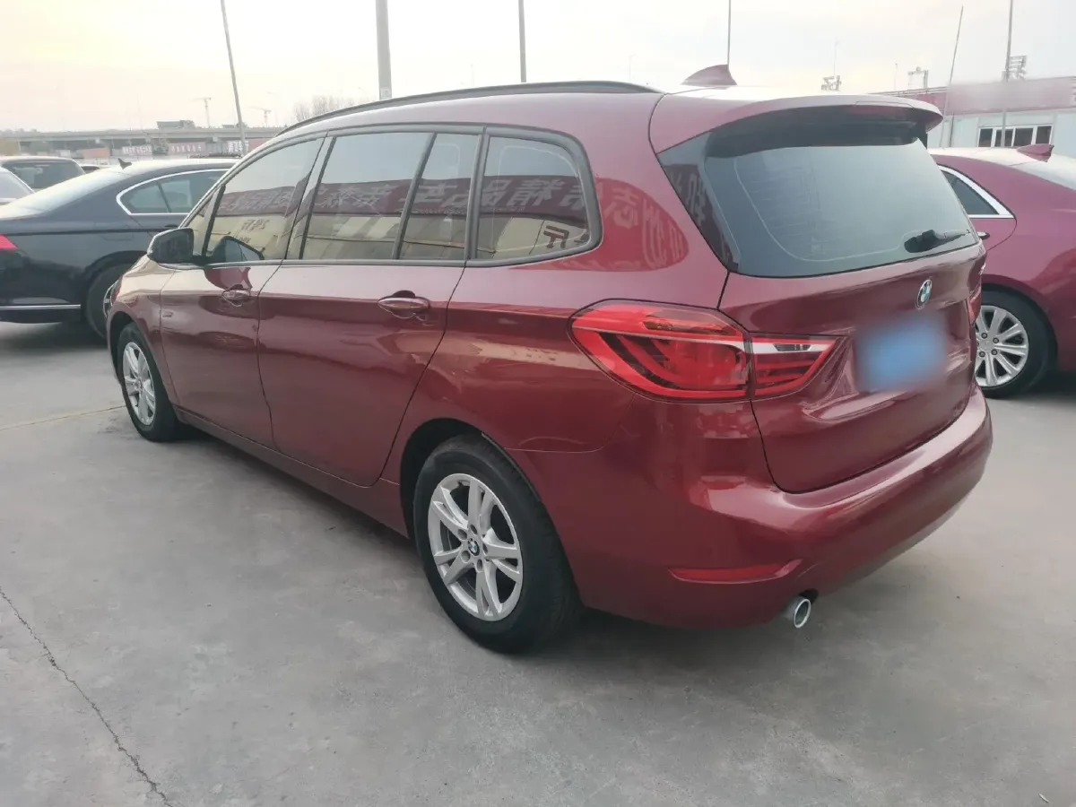 2015 BMW 2 Series SUV 1.5T 136HP L3 6AT,autocango,china used car exporter,china ev exporter,chinese used car exporter,chinese used ev exporter