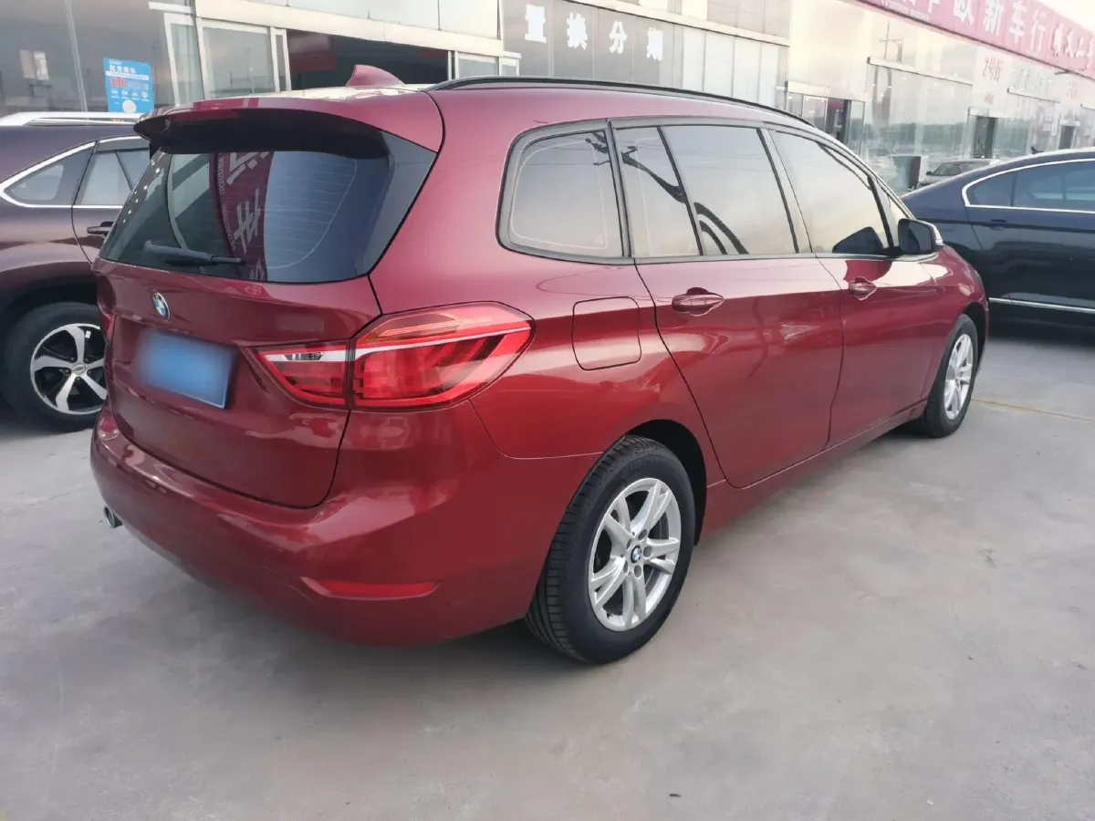 2015 BMW 2 Series SUV 1.5T 136HP L3 6AT,autocango,china used car exporter,china ev exporter,chinese used car exporter,chinese used ev exporter