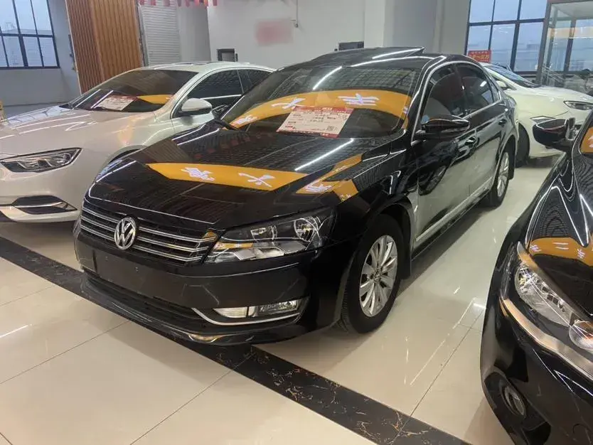 2014 Volkswagen Passat 1.8T 160HP L4 7DCT