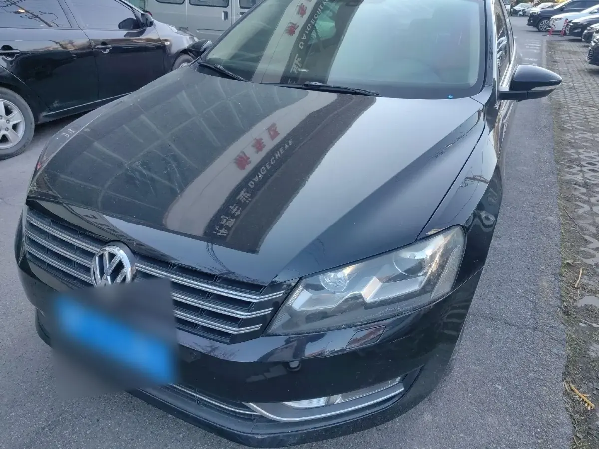 2013 Volkswagen Passat 1.8T 160HP L4 7DCT