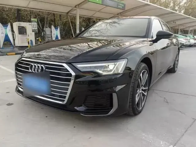 2021 Audi A6L 2.0T 190HP L4 7DCT