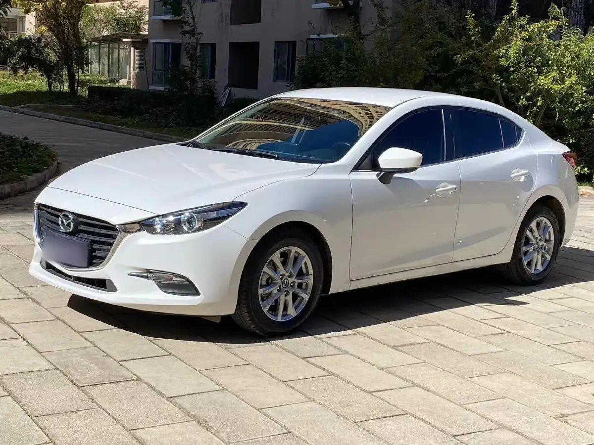 2019 Mazda 3 Axela 1.5L 117HP L4 6AT